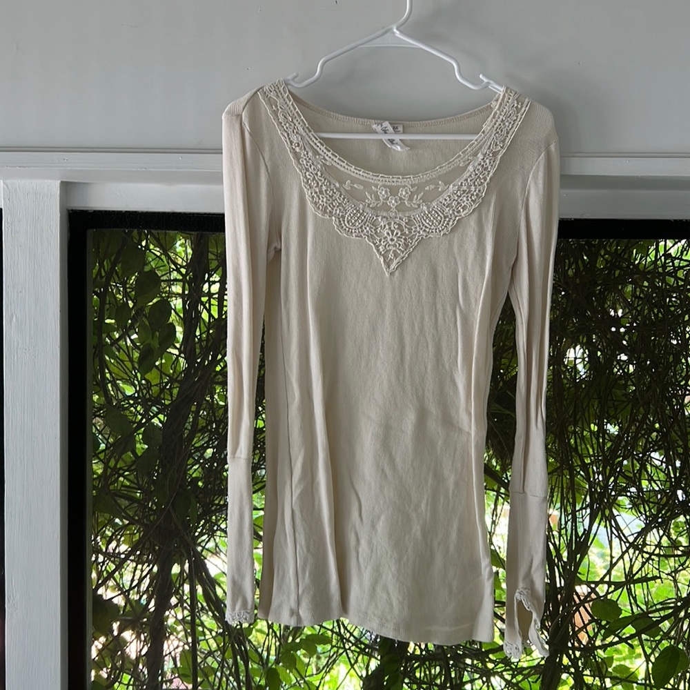 Adorable boutique soft thermal-style long sleeve